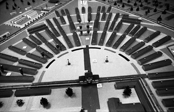 A model of the Sachsenhausen concentration camp was presented to the public in 1970 by the concentration camp committee