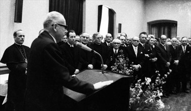 The visit of Federal President Gustav Heinemann and his woman Hilda to Paderborn on 9. 3. 1972 was to the city