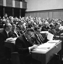 Session of the North Rhine-Westphalian Parliament in 1965 in Duesseldorf. Dr Dieter Posservorn M