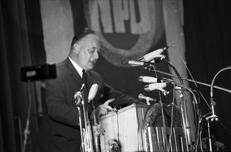 The 4th party congress of the radical right-wing NPD on 13 February 1970 in Wertheim in Baden-Wuerttemberg was accompanied by massive protests by democratic associations and parties. Adolf von Thadden...