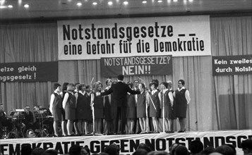 Photos and events from the Ruhr area in the years 1965 to 1971. Dortmund. Anti. Emergency Law