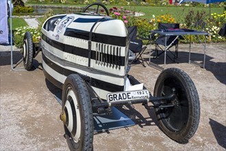 Vintage Grade F2 racing car