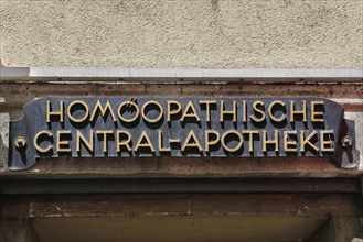 Lettering on facade Homoeopathische Central-Apotheke