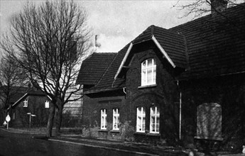Despite the rather dilapidated condition of the colliery housing estate - here on 26 February 1973 in Bottrop - the RAG company was planning rent increases for its tenants