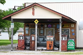 Gas pumps at Henry's Rabbit Ranch