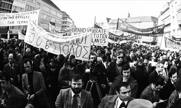 Greeks and Germans demonstrated in Bonn on 10. 3. 1973 against the Greek military junta and for freedom in Greece