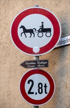 Prohibition sign for horse-drawn carts