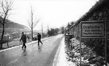 The village of Grafschaft in the winter of 1966 in the district of Meschede near Arnsberg in Hochsauerland