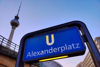 Entrance to the Alexanderplatz underground with the Berlin TV Tower