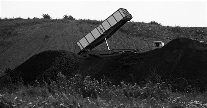 The Ruhr area in the summer of 1973 - here on 6-8 August 1973 - in Dortmund and Essen. Coal and steel presented a different picture. The coalfield near Essen dominated by coal dumps