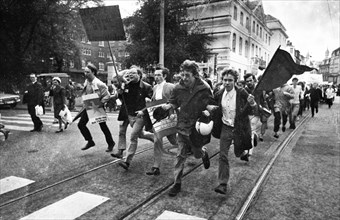 Mainly students demonstrated for a hands off Laos in 1970 in Bonn against the deployment of the US army in Indochina. . Maoists