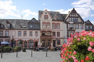 Historic half-timbered house Loewen-Cafe at the market place