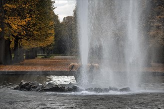Large fountain