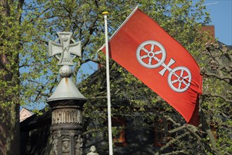 Mainz city flag on the nail pillar