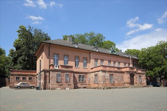 Heylsschloesschen at the Schlossplatz