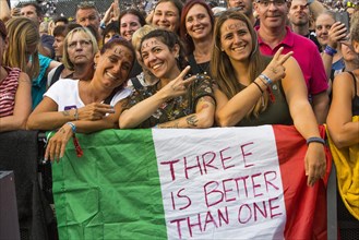 Fans from Italy at the Robbie Williams concert