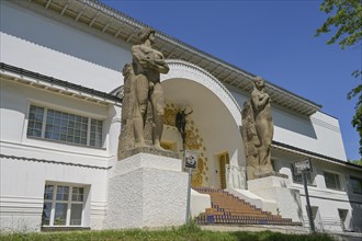 Ernst Ludwig House