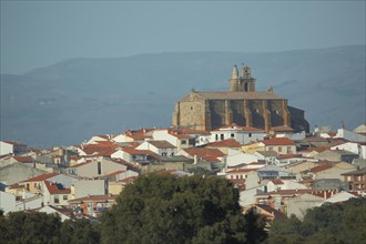 Townscape with Iglesia de San Juan Bautista in Malpartida de Plasencia