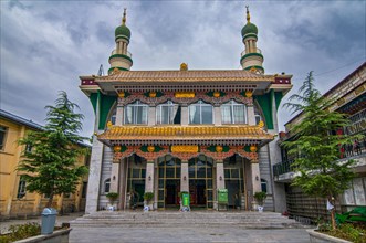 Mosque in the Islamic quarter of Lhasa