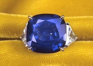 Gem Quality Sapphire Ring