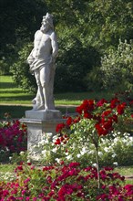 In the city garden of Bremen Vegesack Statue of Zeus