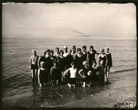 Group of girls on summer holiday at the North Sea
