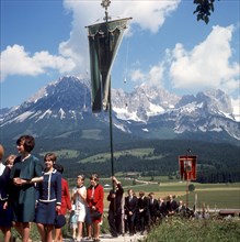 Corpus Christi procession in front of the Wilder Kaiser