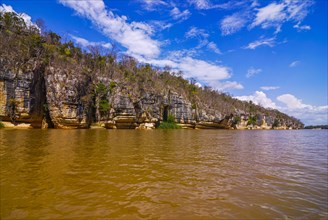 Cliffs on the Tsiribina river