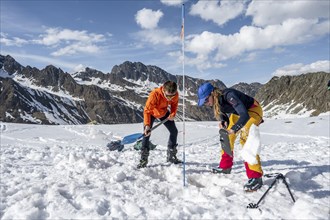 Search for buried victims with the avalanche transceiver and probe