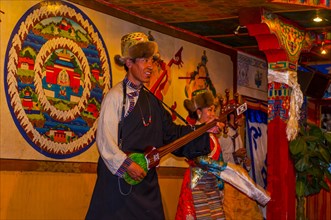 Tibetan dancers