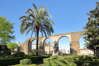 Roman Aqueduct Acueducto Los Arcos de San Anton