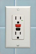 GFCI AC Electrical Wall Socket with Circuit Breaker