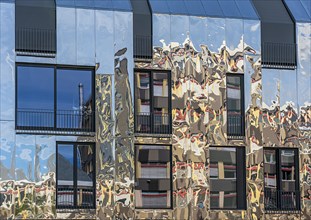 Chromed house facade with mirror effect