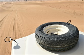 Desert Safari with Landrover in the Sand Desert of Dubai