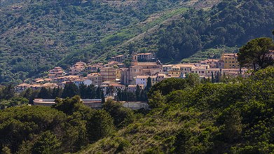 View of the mountain village of Rio nell Elba