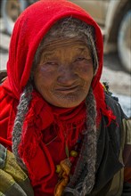 Old tibetan woman