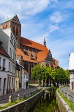 Hanseatic houses before the Church of St. Nicholas