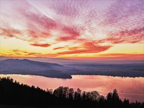 Sunset with Chiemen on Lake Zug