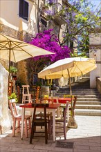 Street cafe in Via Cavour