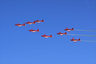 Formation flight of the Patrouille Suisse with the PC-7 team