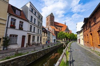 Hanseatic houses before the Church of St. Nicholas