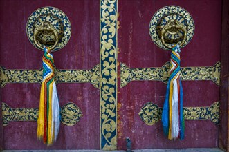 Tibetan door knob in the Potala in Lhasa