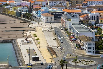 Overlook over Praia da Vittoria from the Gazebo torch monument
