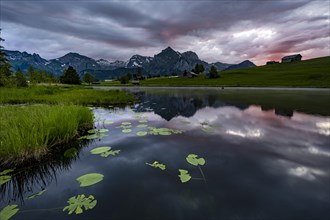 Schwendisee with reflection of the Altmann peak