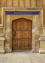 Doorway to the Schola Vetvs Ivrisprvdentiae in the quadrangle of the Bodleian Library