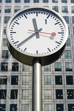 Canary Wharf Clock
