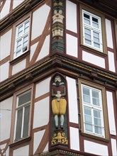 The debauched carvings on the corner of the Stumpf House