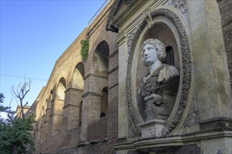 Bust of Belisario on the Aurelian Wall