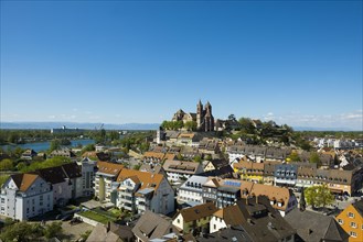 View from the Eckhartsberg on the old town with the Romanesque St. Stephen's Minster and the Rhine