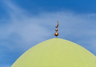 Close-up of Green Dome of Islamic Mosque